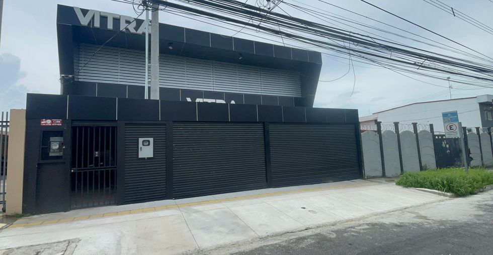 Oficinas y Bodega a la venta en Paseo Colón