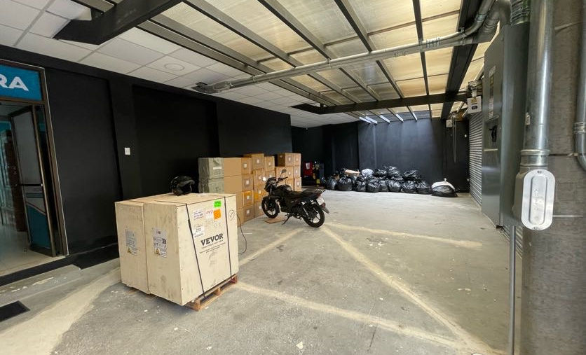 Oficinas y Bodega a la venta en Paseo Colón